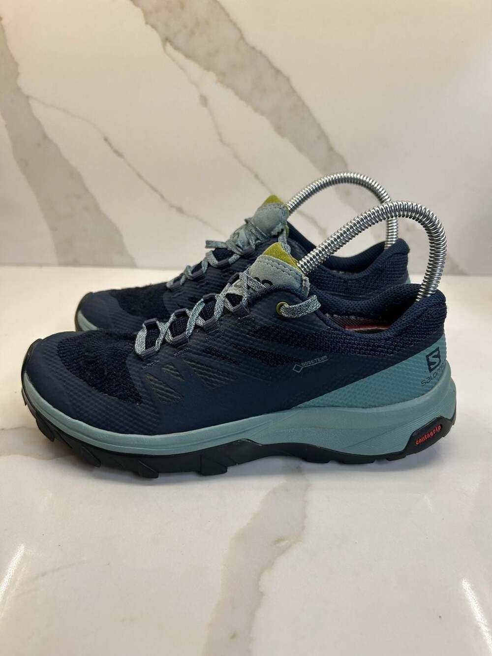 Salomon Women's Outline GTX Hiking Shoes (Size: 8)